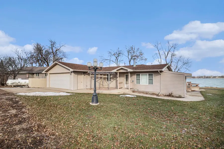 46254 W Shore Pl, Hartford, SD 57033 - Image #2