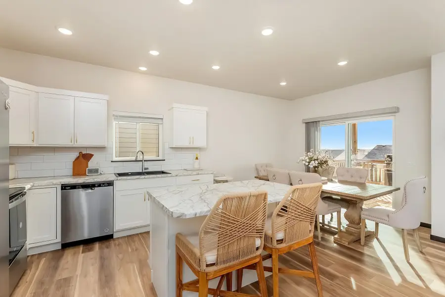 7821 E 44th St, Sioux Falls, SD 57110 - Image #3