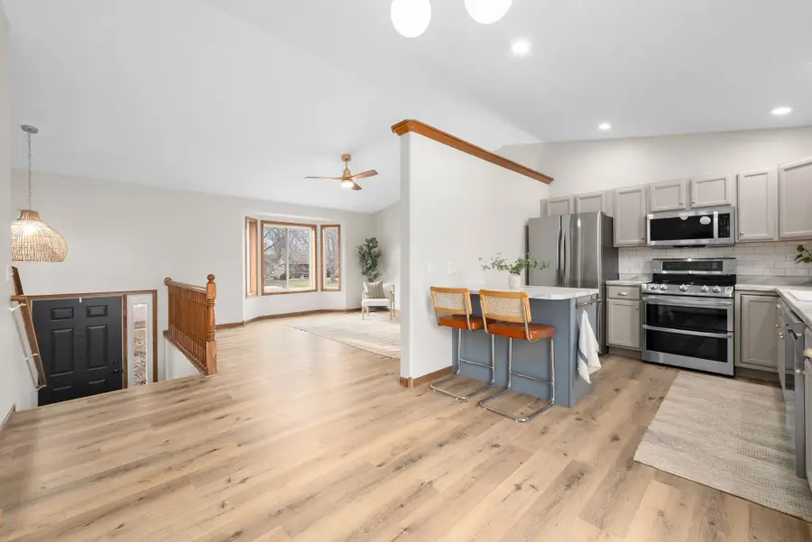 1312 S Lakota Ave, Brandon, SD 57005 - Image #2