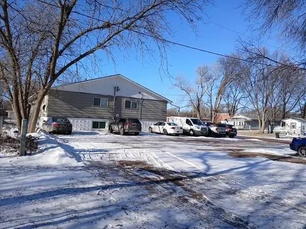 235 W 1st St, Tea, SD 57064