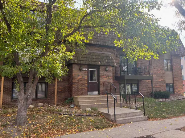 3712 S Terry Ave #103, Sioux Falls, SD 57106