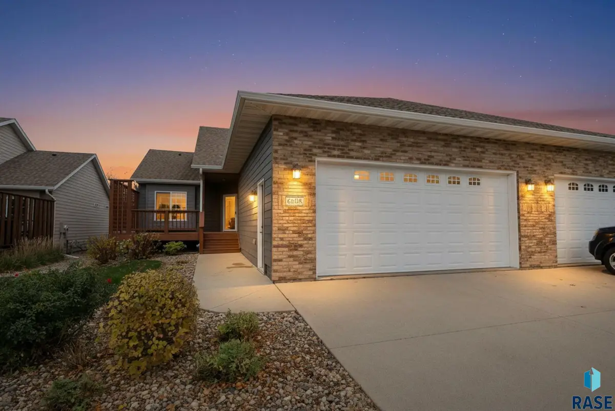 6608 S Bellwood Ave, Sioux Falls, SD 57108 - Image #1