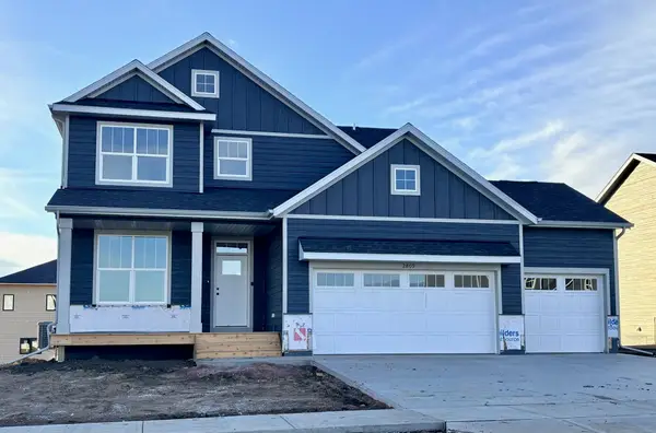 2809 S Copper Creek Ave, Sioux Falls, SD 57110