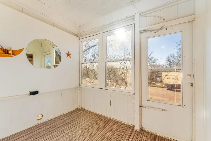 510 E 8th St, Dell Rapids, SD 57022 - Image #2