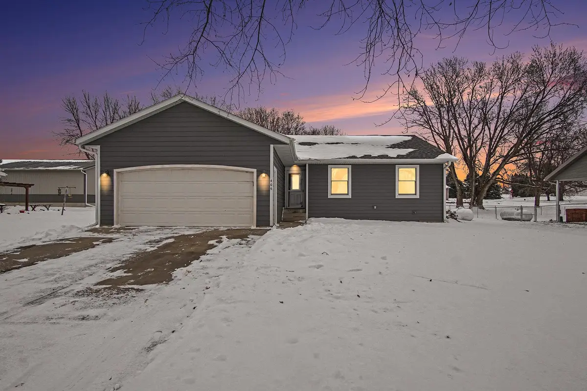 406 S 3rd St, Beaver Creek, MN 56156 - Image #1