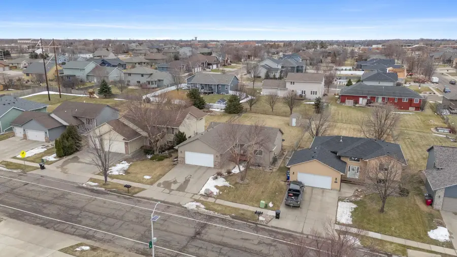 7525 W Stoney Creek St, Sioux Falls, SD 57106 - Image #3