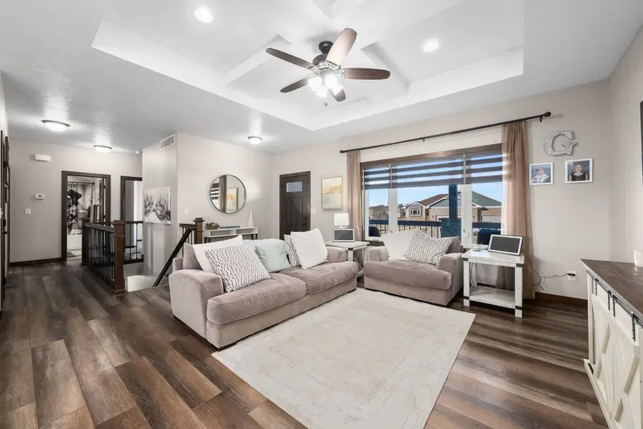 8209 E Willow Leaf St, Sioux Falls, SD 57110 - Image #3