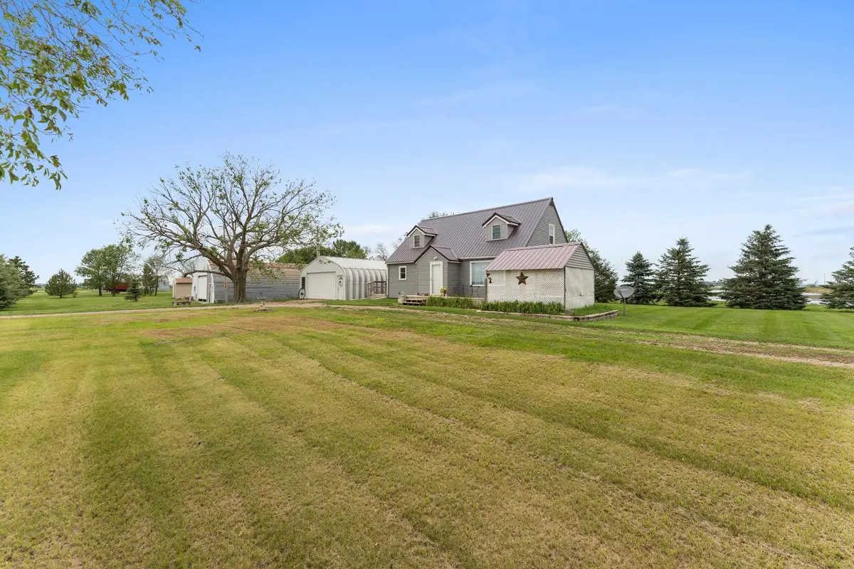 47296 323rd St, Elk Point, SD 57025 - Image #1