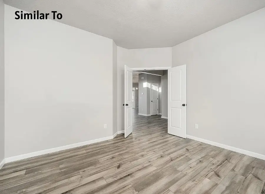 2808 S Copper Creek Ave, Sioux Falls, SD 57110 - Image #3