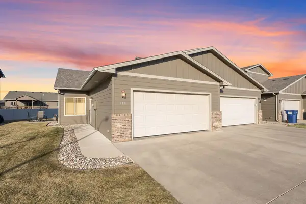 4330 W Shipton St, Sioux Falls, SD 57108
