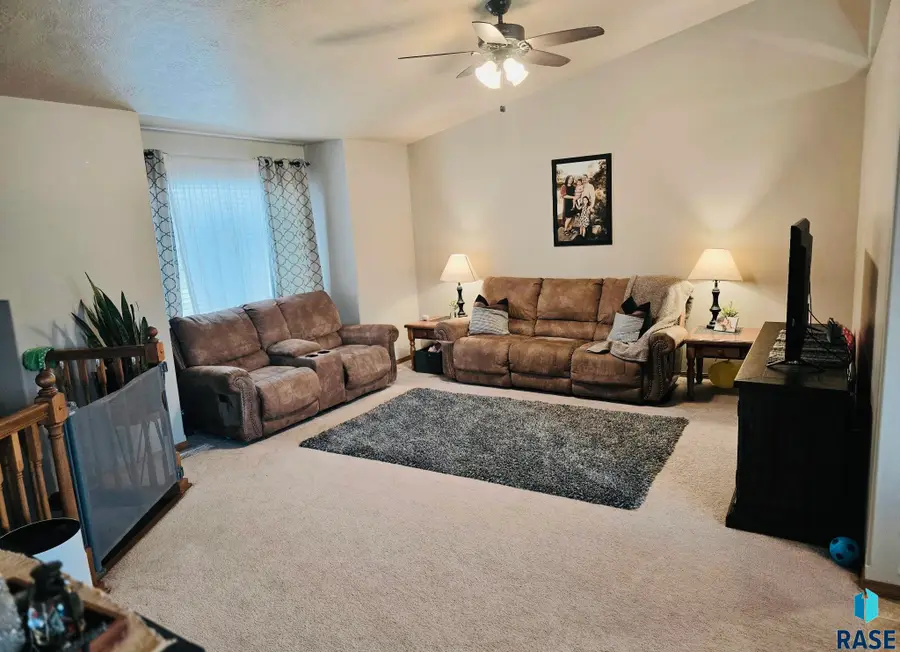 414 Augustana Ave, Harrisburg, SD 57032 - Image #2