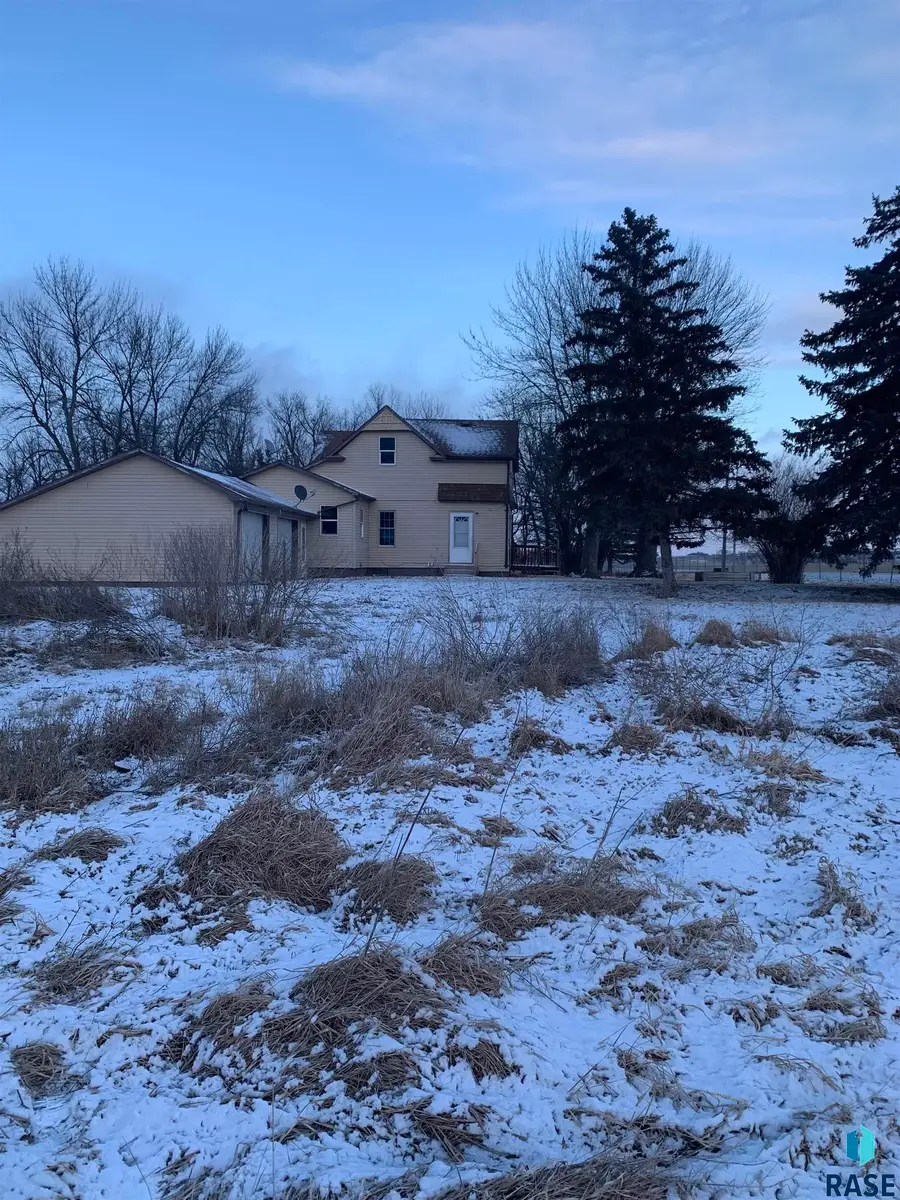 48150 230th St, Flandreau, SD 57028 - Image #2