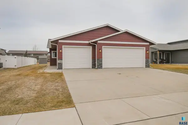 320 W Jameson St, Tea, SD 57064