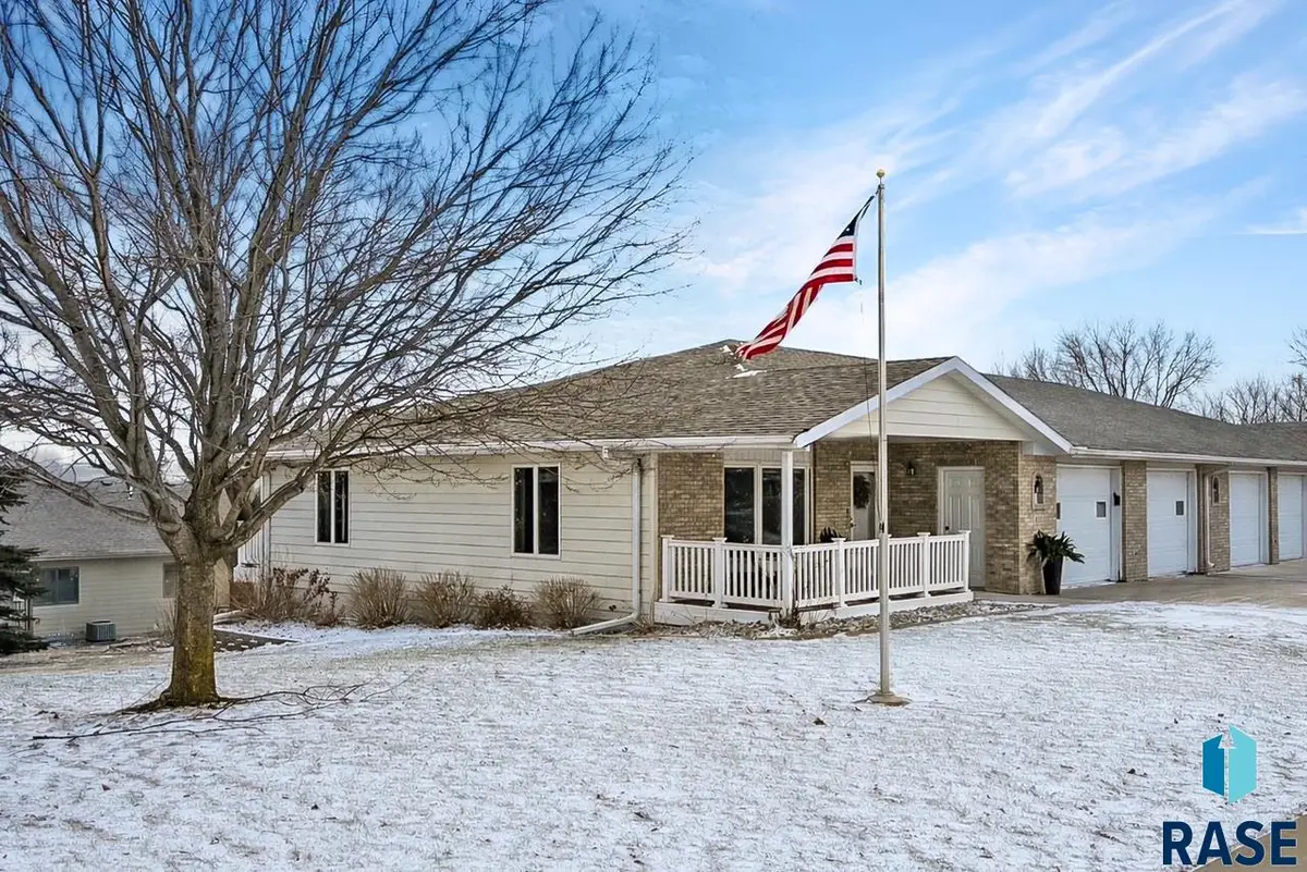 603 W 7th St, Dell Rapids, SD 57022 - #1