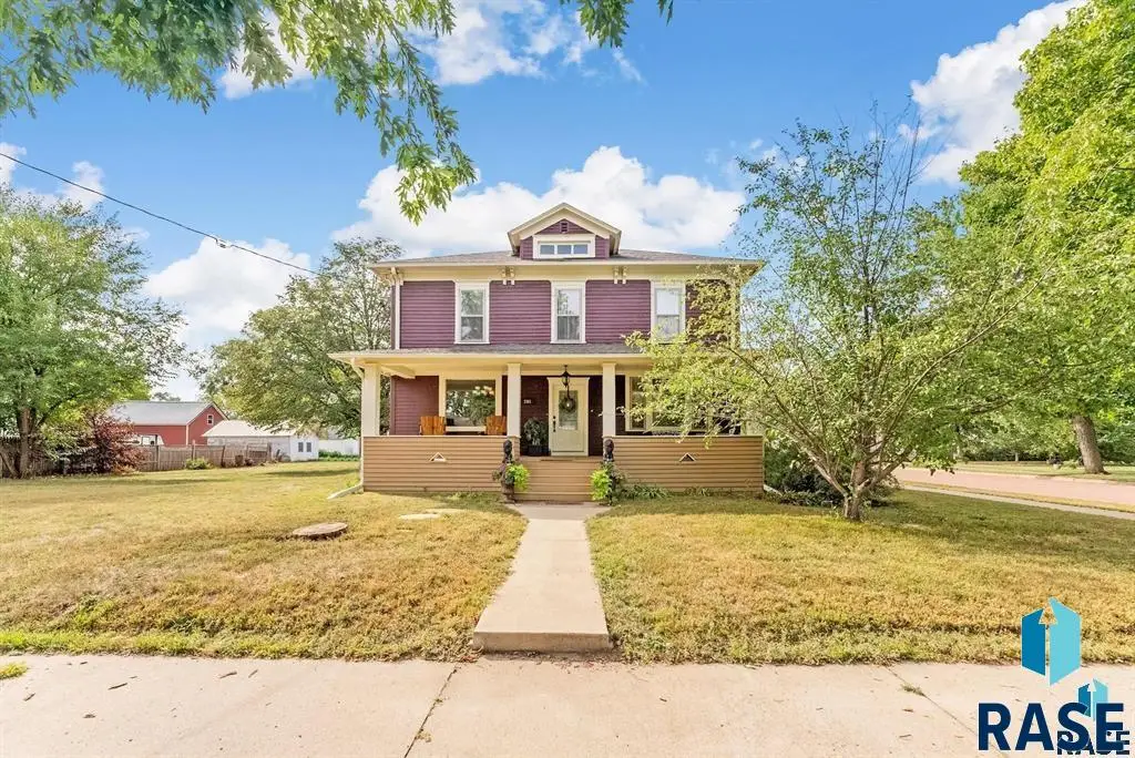 201 S Johnson Ave, Canton, SD 57013 - Image #1