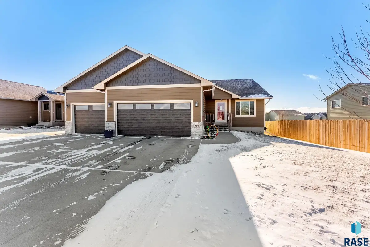 905 Fannings St, Tea, SD 57064 - #1