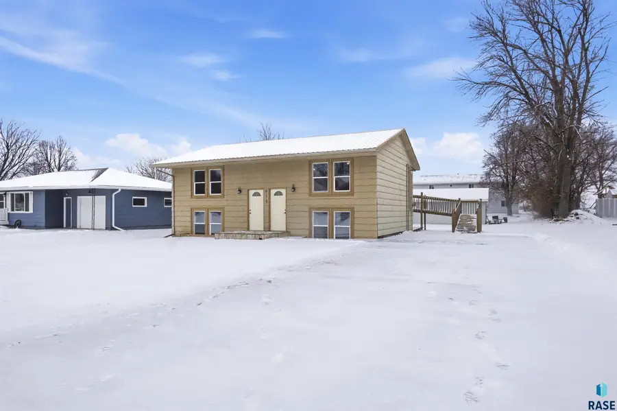 917 & 919 Geiser St, Larchwood, IA 51241 - #2