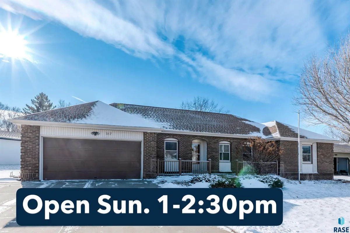 517 E Lotta St, Sioux Falls, SD 57105 - #1