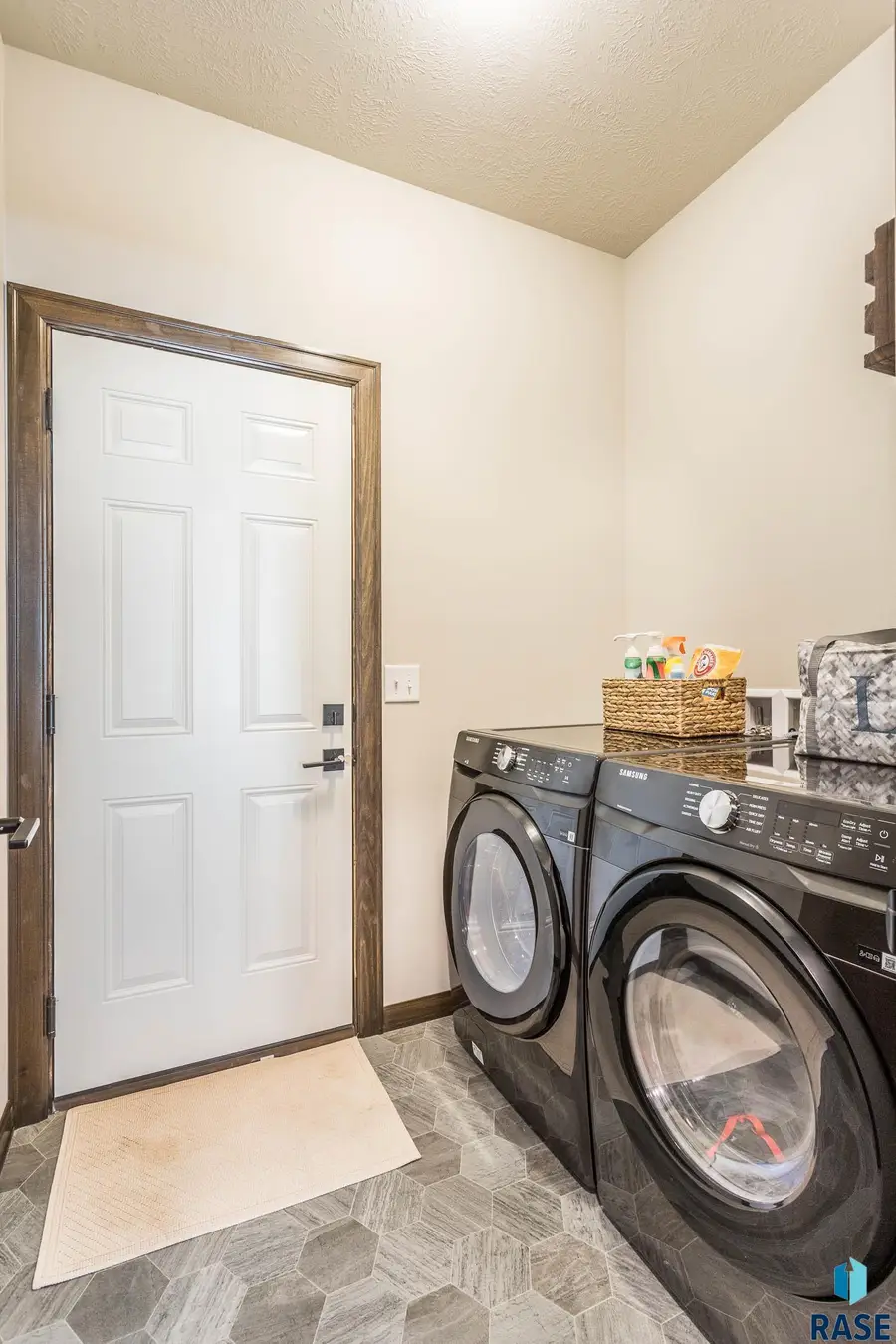 8058 E Tencate Pl, Sioux Falls, SD 57110 - #3