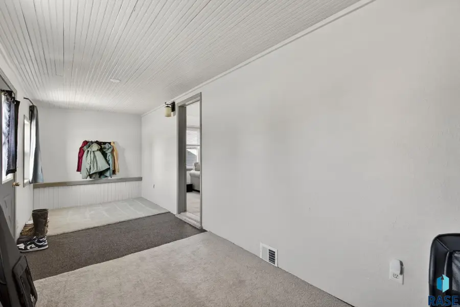 108 N West Ave, Sioux Falls, SD 57104 - Image #3