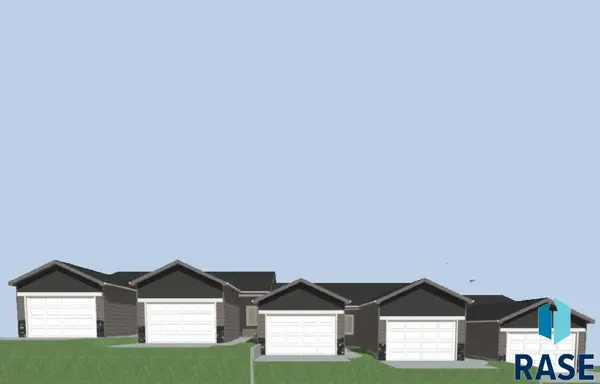 6503 E Steel St, Sioux Falls, SD 57110