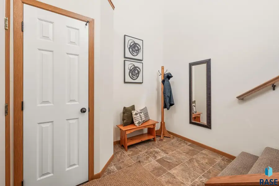 9268 W Norma Trl #6, Sioux Falls, SD 57106 - Image #3