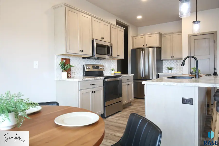 7241 E Waters Edge Pl, Sioux Falls, SD 57110 - #3