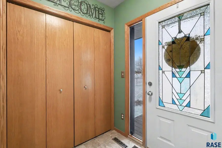 7304 W Jacob Cir, Sioux Falls, SD 57106 - #3