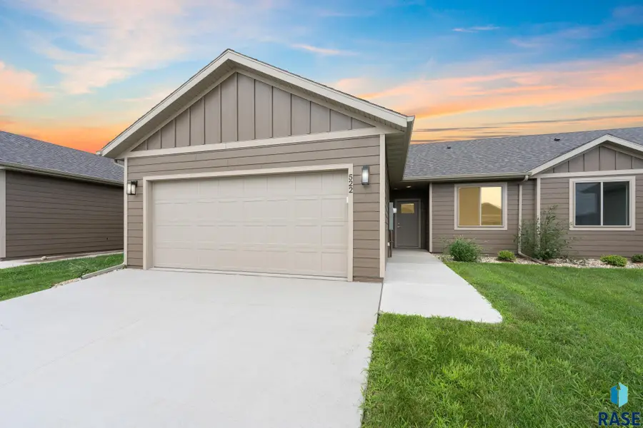 Brookside Pl, Harrisburg, SD 57032 - #3