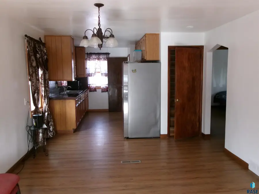1704 W 10th St St, Sioux Falls, SD 57104 - Image #2