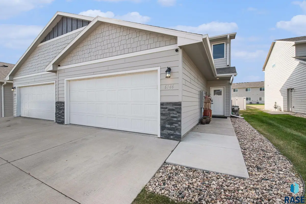 6146 S Alki Pl, Sioux Falls, SD 57108 - Image #1