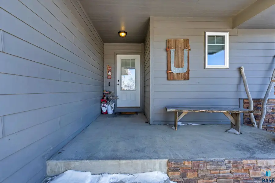 1100 S Maria Ave, Sioux Falls, SD 57106 - Image #2