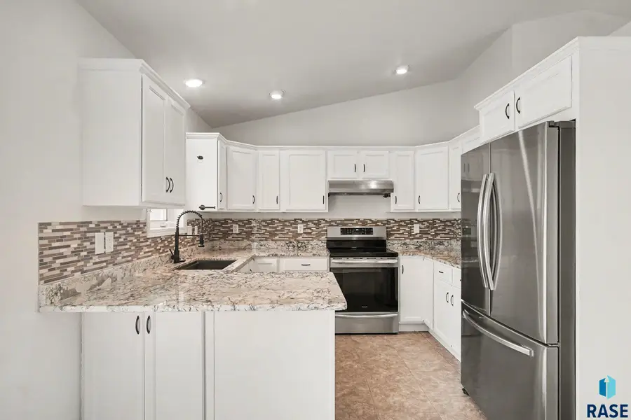 7217 W Strabane St, Sioux Falls, SD 57106 - Image #2