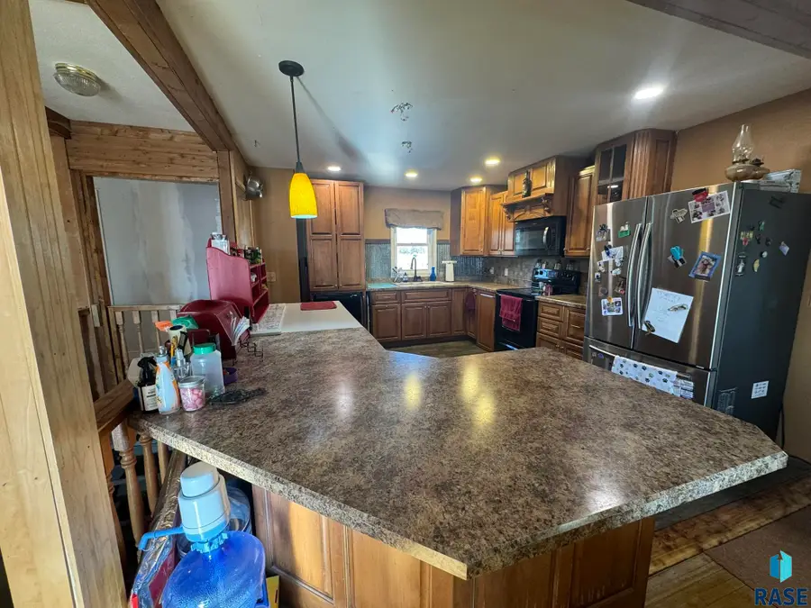 46481 279th St, Lennox, SD 57039 - #3