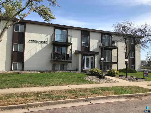 3900 S Hawthorne Ave, Sioux Falls, SD 57105