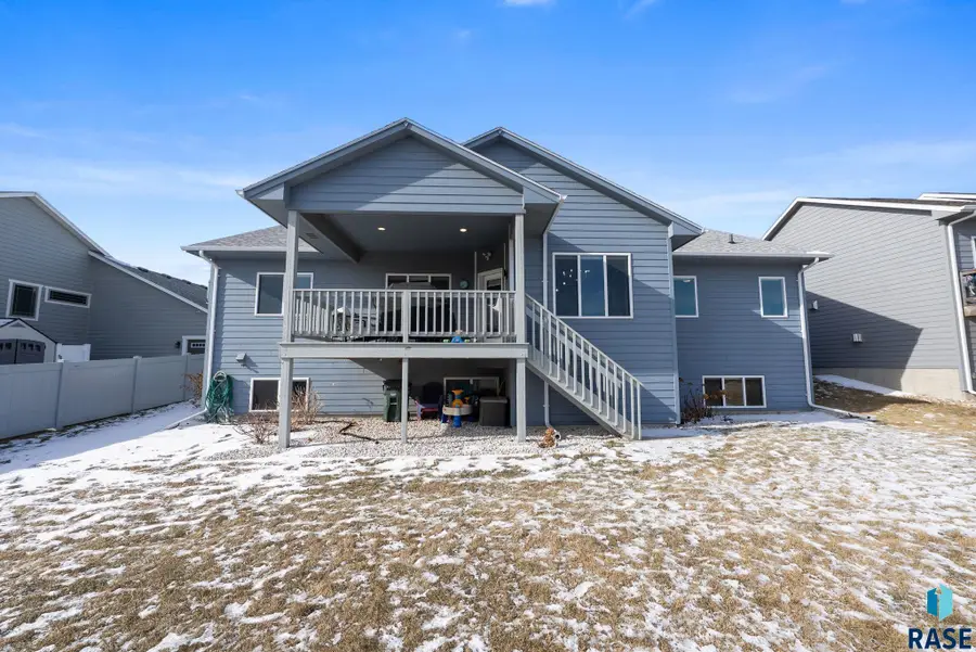 5316 Chinook Ave, Sioux Falls, SD 57108 - #3