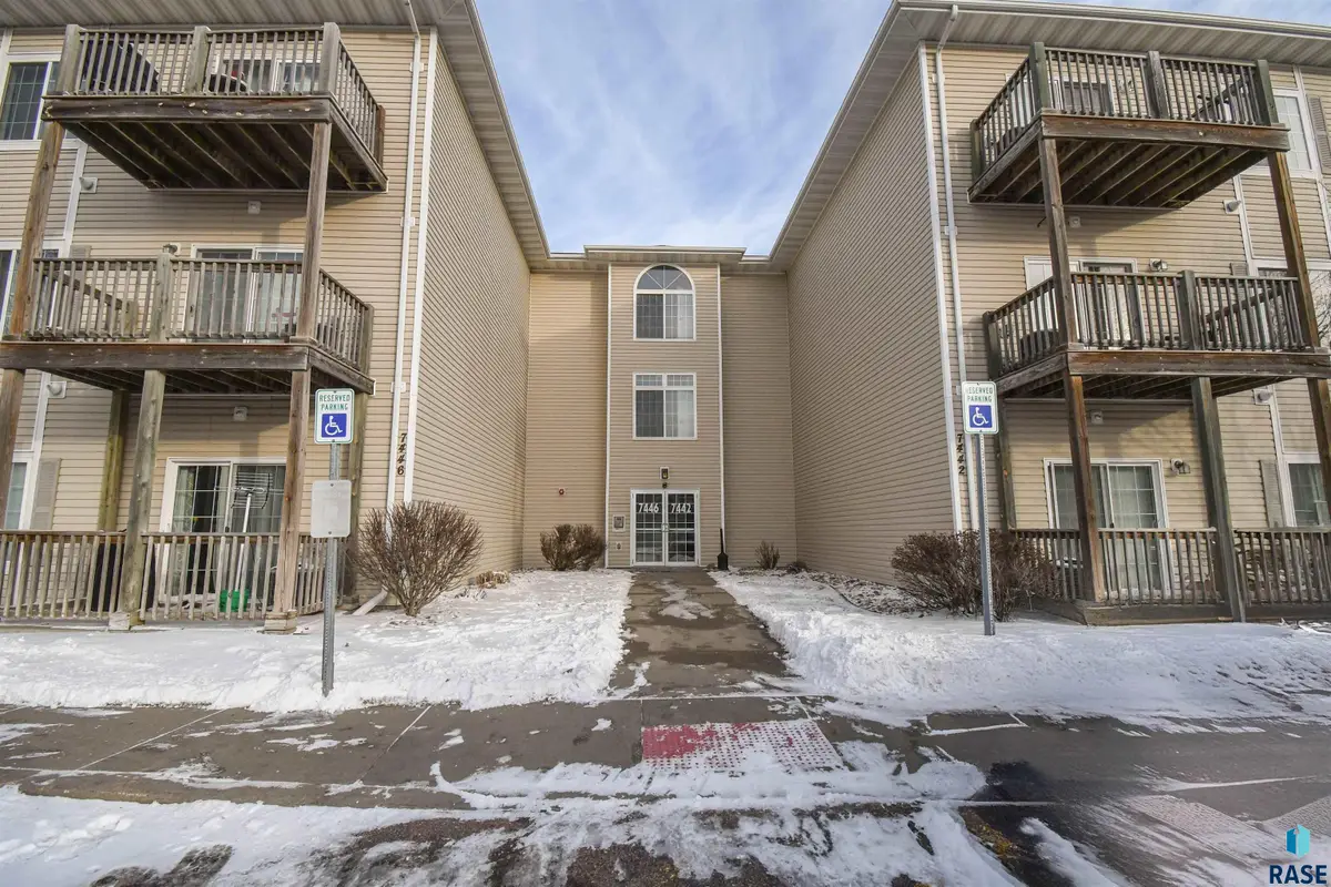 7446 S Louise Ave #104, Sioux Falls, SD 57108 - #1