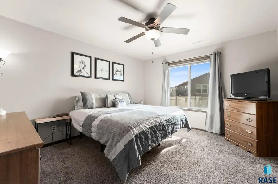 5011 E 63rd St, Sioux Falls, SD 57108 - Image #3