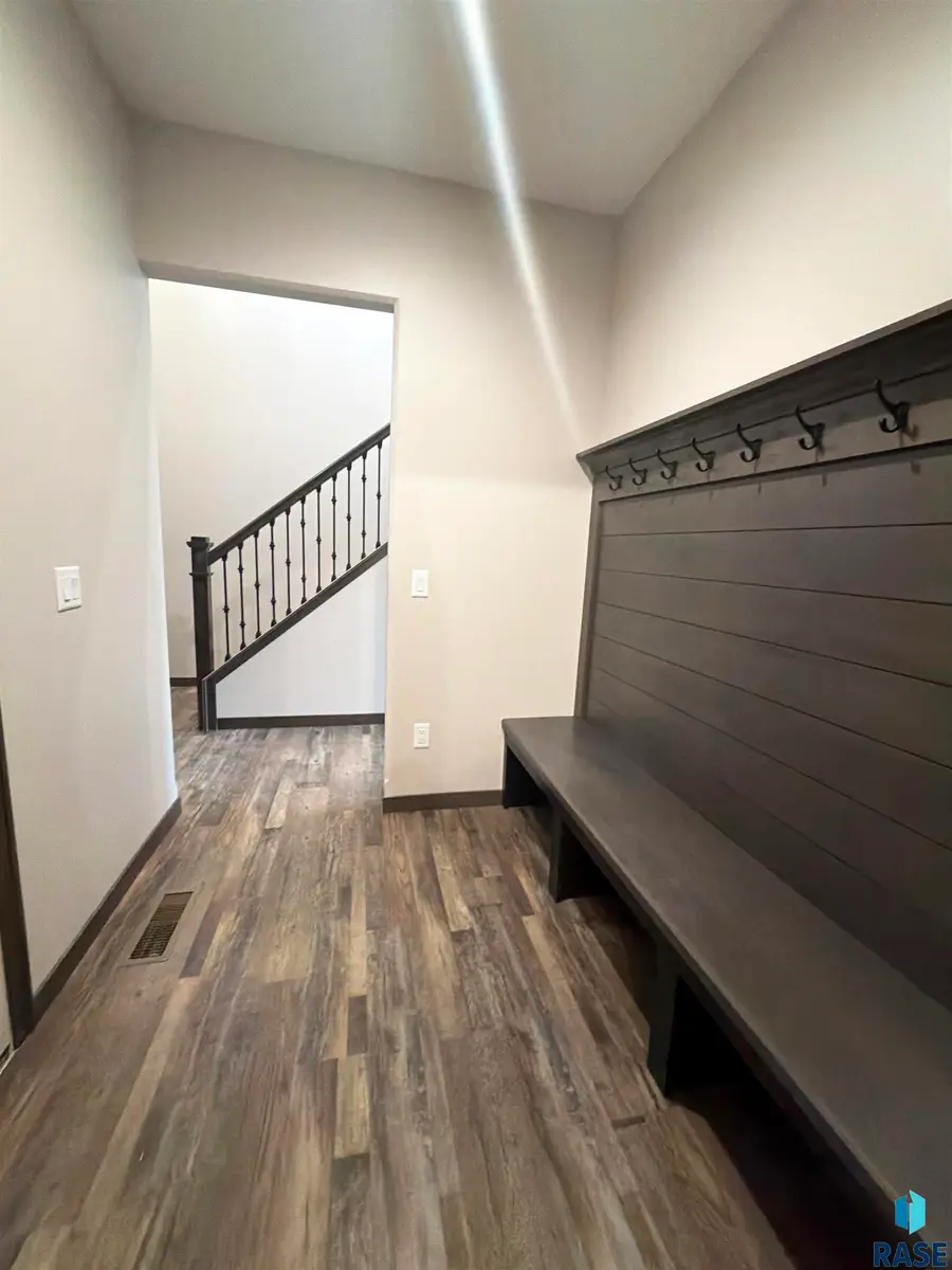 5925 S Spirea Ave, Sioux Falls, SD 57108 - Image #3