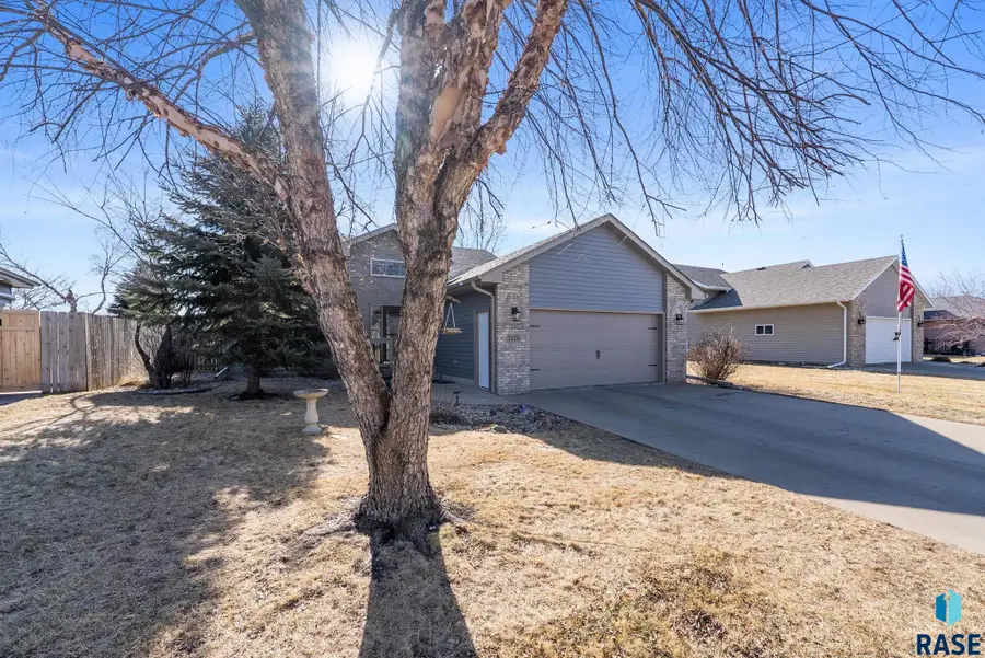 7125 W Rosemont Ln, Sioux Falls, SD 57106 - #3