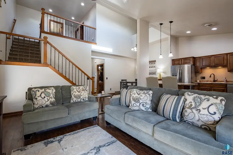 4430 W Shipton St, Sioux Falls, SD 57108 - #3