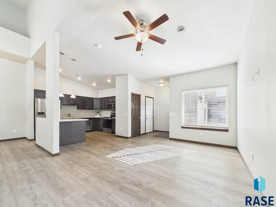 9051 W Wisdom Pl, Sioux Falls, SD 57106 - #2