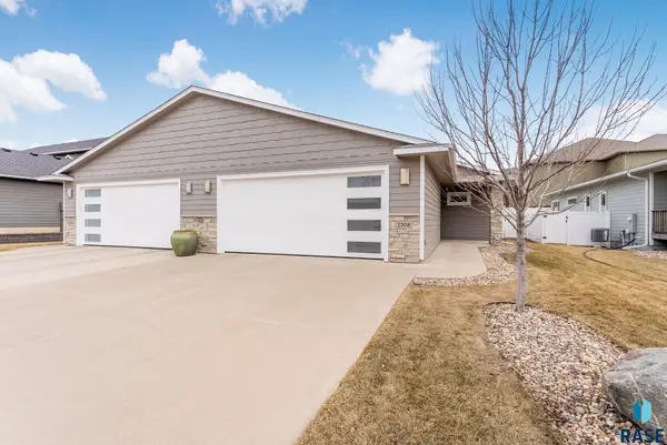 7308 S Audie Ave, Sioux Falls, SD 57108
