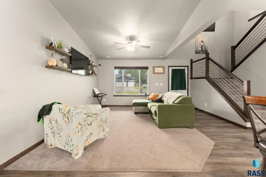630 N Everest Ave, Tea, SD 57064 - #3