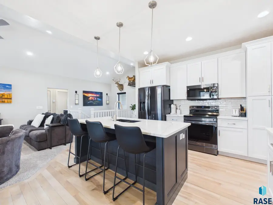 5408 E 64th St, Sioux Falls, SD 57108 - #2