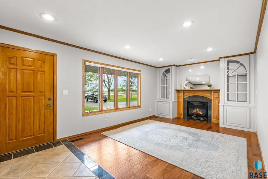 47516 271st St, Harrisburg, SD 57032 - #3