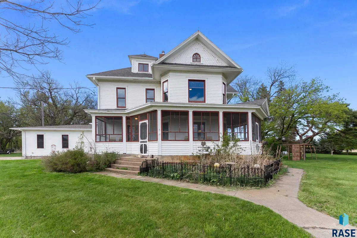 25681 Ditch Rd, Renner, SD 57055 - #1