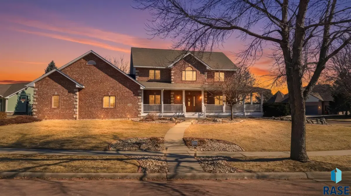 6308 S Grand Prairie Dr, Sioux Falls, SD 57108 - #1
