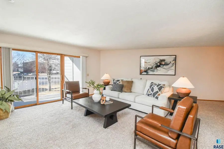 4601 S Oxbow Ave #205, Sioux Falls, SD 57106 - #2