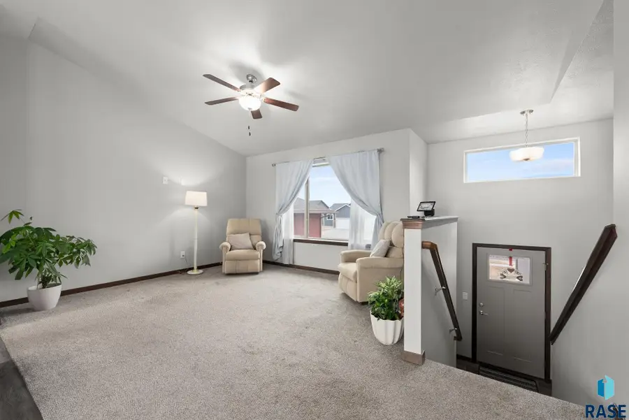 9320 W Colton St, Sioux Falls, SD 57106 - #3